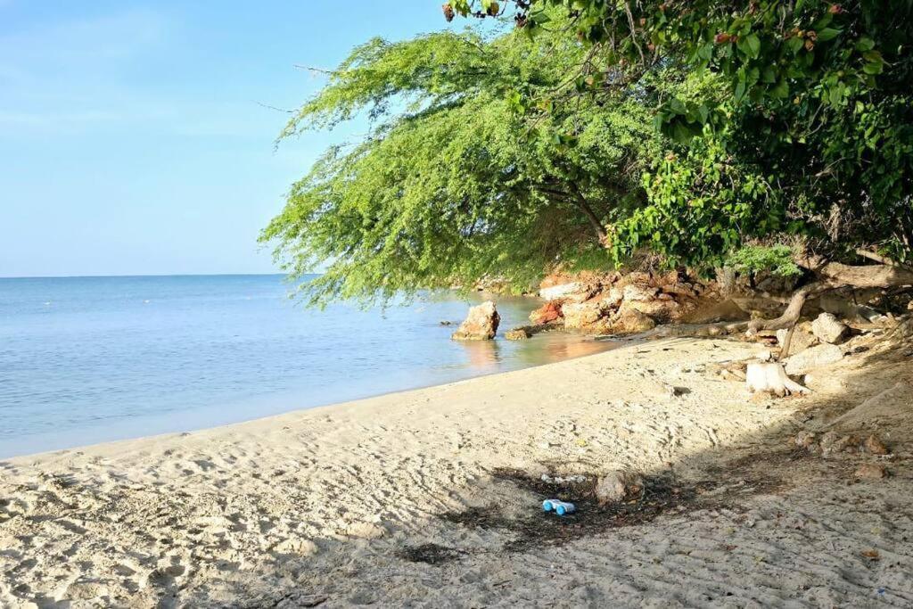 Guanica Sunny Home Playa Santa Access Pool Jacuzzi Exterior photo